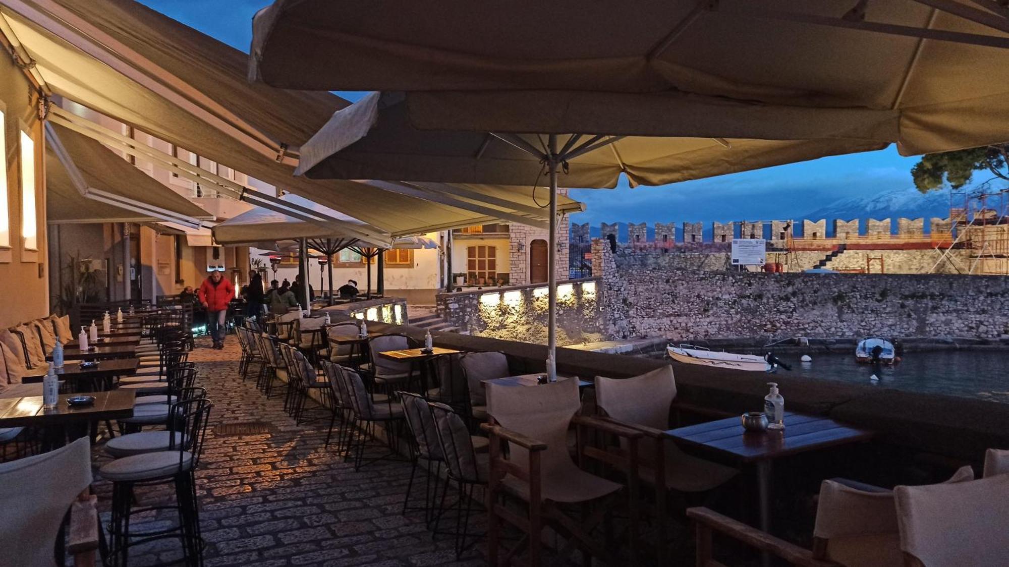 Nafpaktos Cottage By The Sea For Travelers And Dreamers! エクステリア 写真