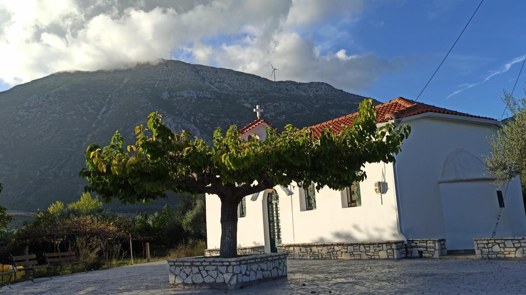 Nafpaktos Cottage By The Sea For Travelers And Dreamers! エクステリア 写真